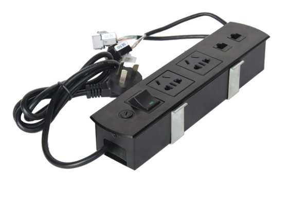 China Afzet van de Bureaumacht van verschillende media 1.5m Kabel snakt Twee USB Duurzame Lader leverancier